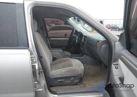 2004 Ford Explorer Nbx/Xlt z USA, uszkodzony, nr VIN 1FMZU73KX4ZA82267